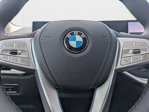 Used 2026 BMW X7 xDrive40i w/ Executive Package image 14