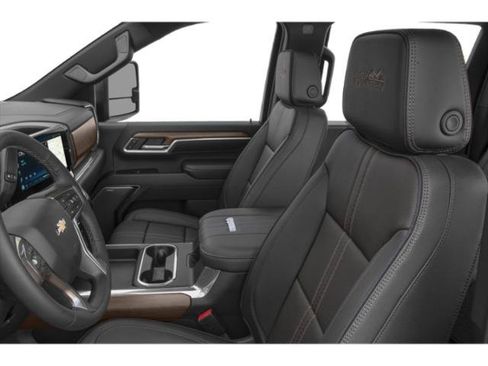 Used 2024 Chevrolet Silverado 2500 High Country w/ High Country Premium Package AWD/4WD image 12