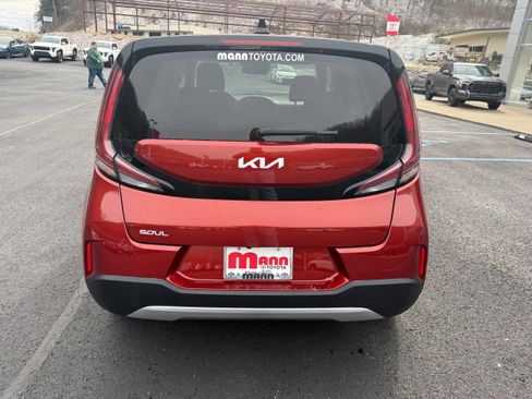 Used 2024 Kia Soul LX w/ Option Group 015 image 7
