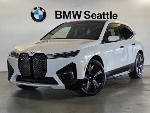 Used 2024 BMW iX xDrive50 w/ Premium Package AWD/4WD image 1