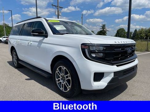 Used 2025 Ford Expedition Max Active AWD/4WD image 7