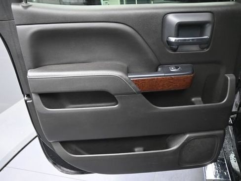 Used 2018 GMC Sierra 1500 SLT AWD/4WD image 18