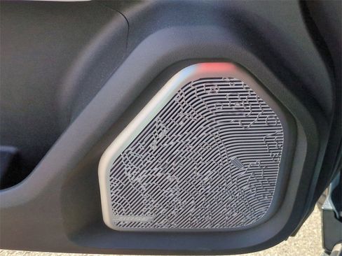 Used 2024 GMC Hummer EV 3X w/ Omega Edition image 21