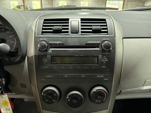 Used 2011 Toyota Corolla LE image 20