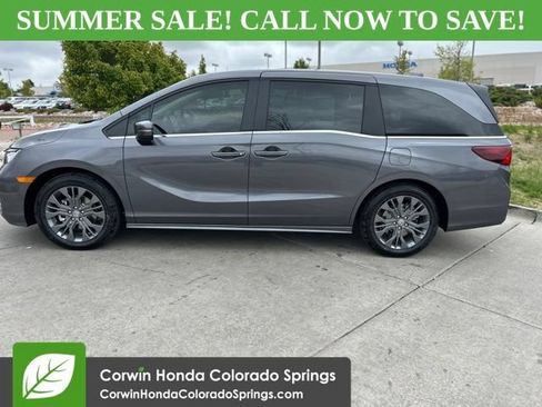 New 2026 Honda Odyssey Touring image 5