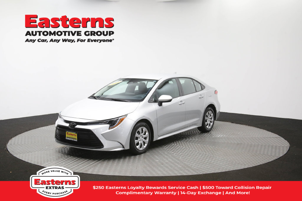 Used 2025 Toyota Corolla LE FWD image 56