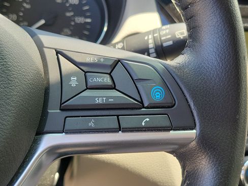 Used 2021 Nissan Rogue Sport SL w/ Premium Package FWD image 26