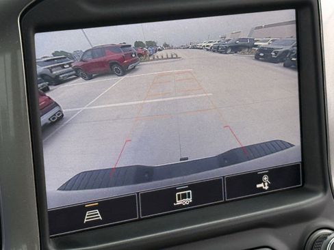 Used 2021 Chevrolet Silverado 2500 LTZ AWD/4WD image 17