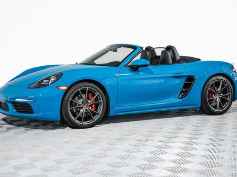Used 2018 Porsche 718 Boxster S image 26