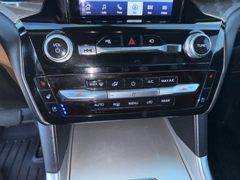 Used 2022 Ford Explorer Platinum w/ Equipment Group 601A image 15