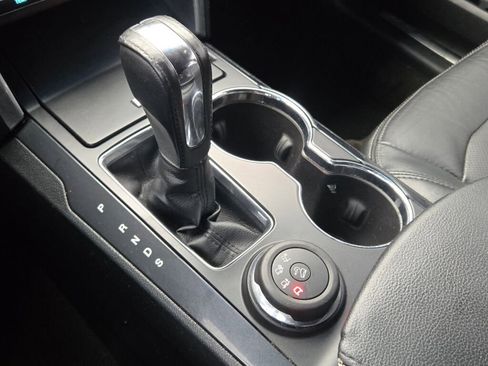 Used 2016 Ford Explorer Limited image 28