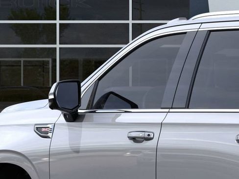 New 2026 GMC Yukon Denali image 12