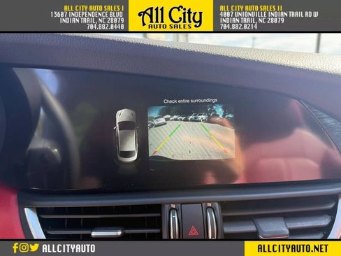 Used 2019 Alfa Romeo Giulia RWD image 33