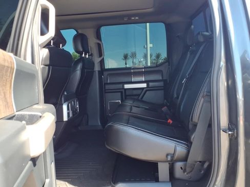 Used 2020 Ford F250 Lariat w/ Lariat Ultimate Package AWD/4WD image 18