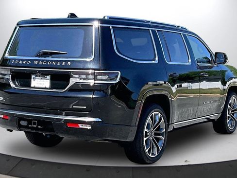 Certified 2022 Jeep Grand Wagoneer Series III AWD/4WD image 9