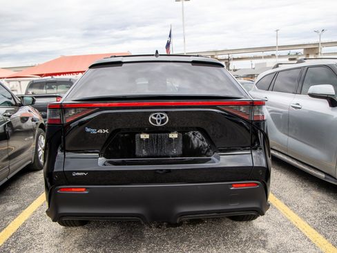 Used 2024 Toyota bZ4X XLE image 8