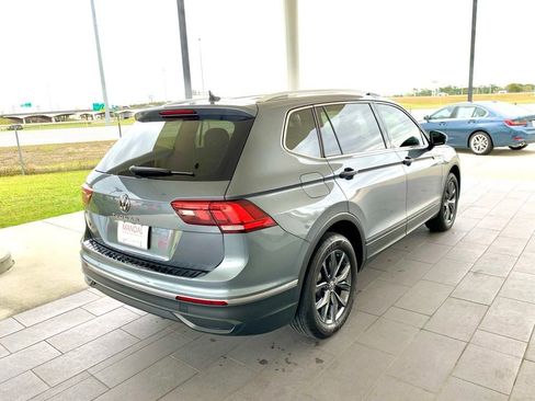 Used 2023 Volkswagen Tiguan SE image 5