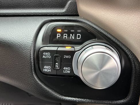 Used 2022 RAM 1500 Laramie AWD/4WD image 28