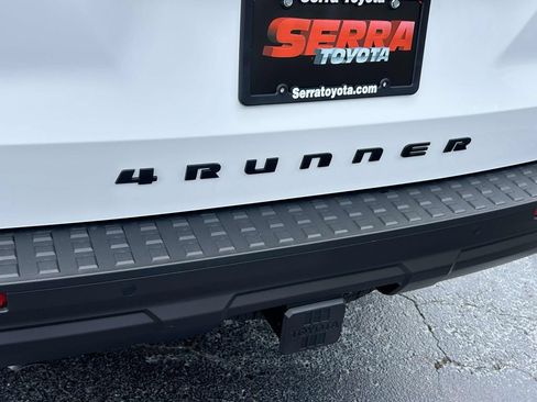 New 2026 Toyota 4Runner TRD Off-Road Premium AWD/4WD image 12