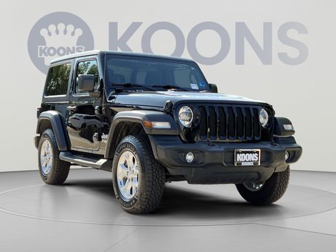 Used 2020 Jeep Wrangler Sport AWD/4WD image 10