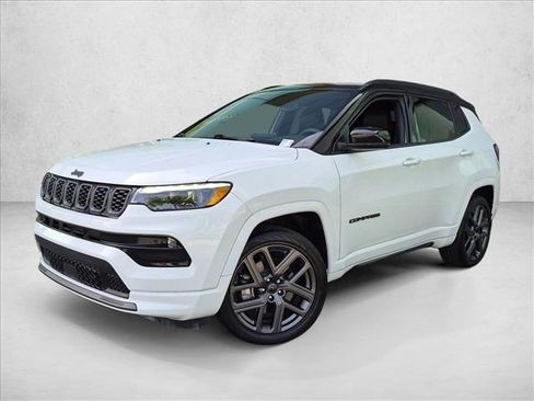Used 2025 Jeep Compass Limited w/ High Altitude Package AWD/4WD image 1
