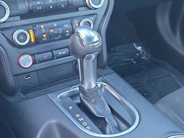 Used 2018 Ford Mustang Coupe RWD image 13