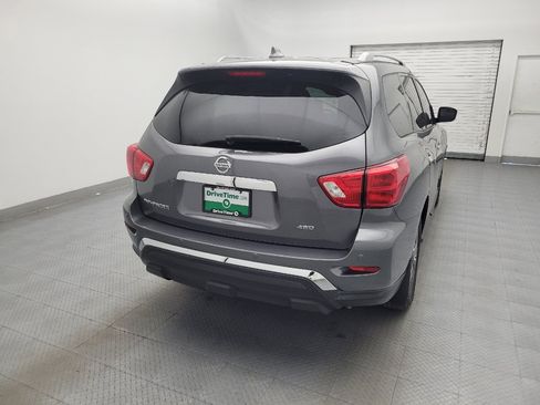 Used 2020 Nissan Pathfinder S image 7