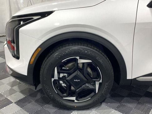 New 2026 Kia Sportage EX FWD image 20
