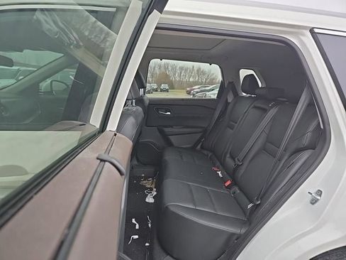 Used 2023 Nissan Rogue SV w/ SV Premium Package image 38