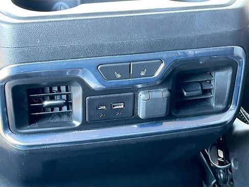 Used 2020 GMC Sierra 1500 AT4 w/ AT4 Premium Package AWD/4WD image 27