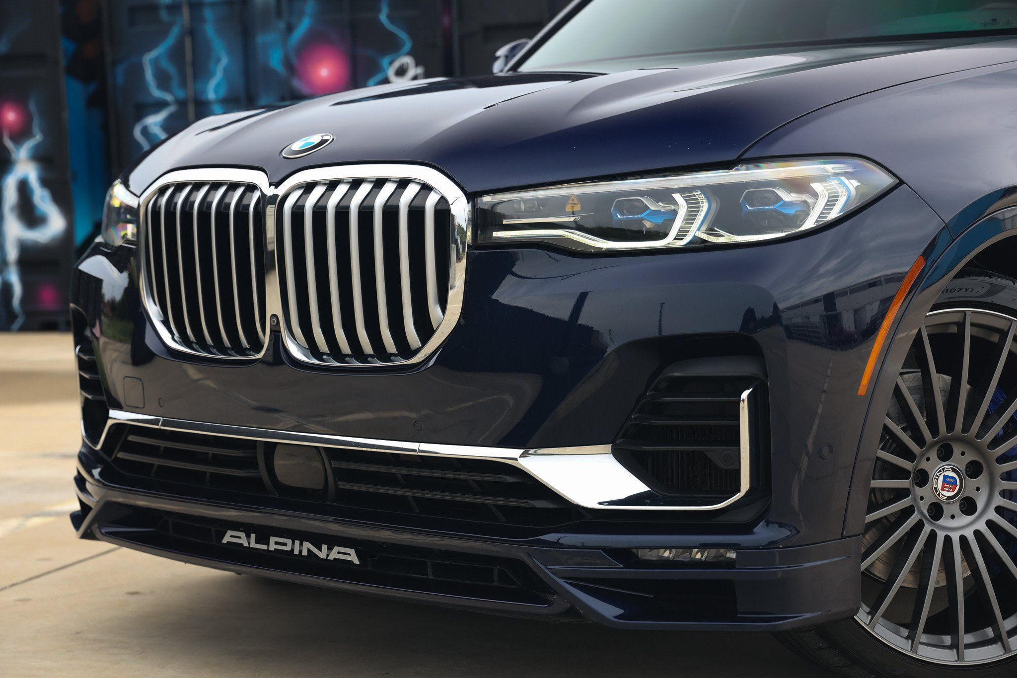 Used 2021 BMW ALPINA XB7 AWD/4WD image 43