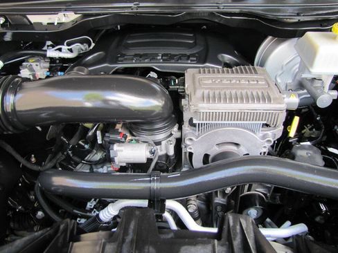 Used 2023 RAM 1500 Big Horn AWD/4WD image 36