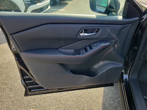New 2026 Nissan Rogue SV AWD/4WD image 16