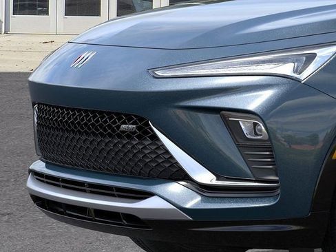 New 2026 Buick Envista Sport Touring w/ Advanced Safety Package image 13