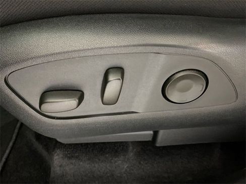 Certified 2024 Chevrolet Traverse LT w/ LPO, Floor Liner Package image 25