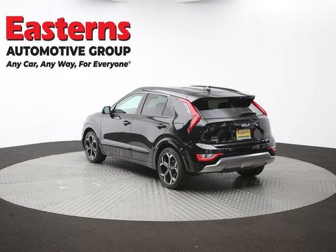 Used 2023 Kia Niro EX Touring FWD image 62