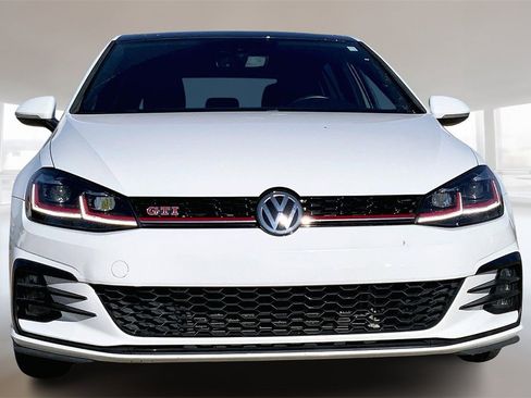 Used 2020 Volkswagen GTI SE image 3