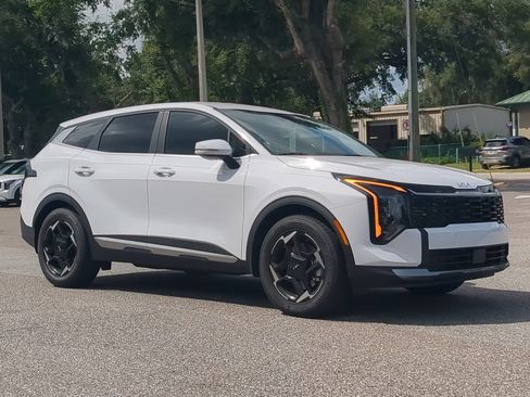 New 2026 Kia Sportage EX FWD image 2