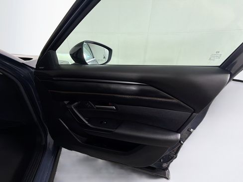 Used 2025 MAZDA CX-50 AWD 2.5 Hybrid w/ Premium Pkg image 33