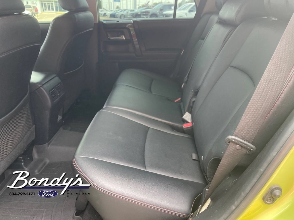 Used 2023 Toyota 4Runner TRD Off-Road Premium w/ Moonroof Package AWD/4WD image 11