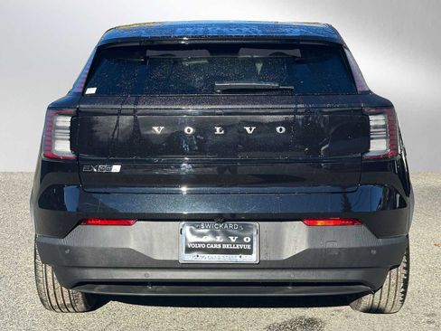 New 2025 Volvo EX30 Plus w/ Protection Package Premier image 4