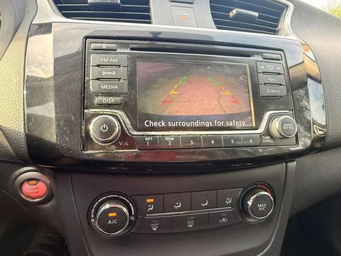Used 2016 Nissan Sentra SV FWD image 21