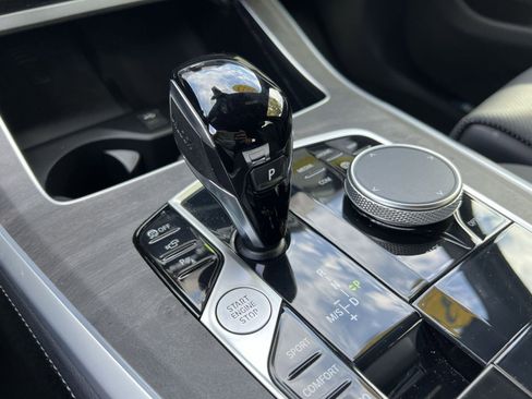 Used 2023 BMW X5 xDrive40i w/ Parking Assistance Package image 23