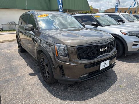 Used 2022 Kia Telluride SX w/ SX Prestige Package AWD/4WD image 4