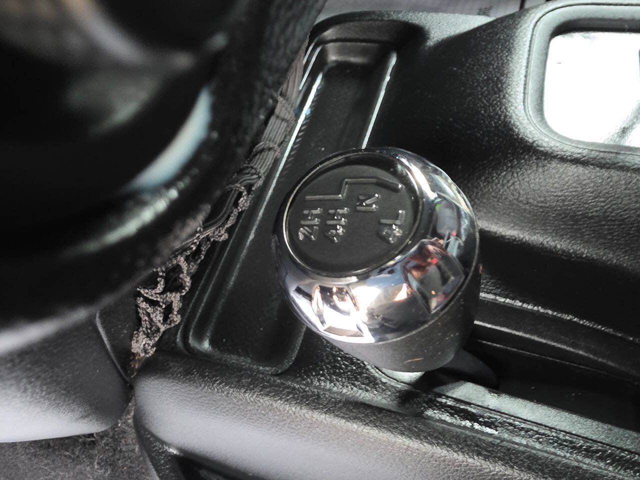 Used 2013 Jeep Wrangler Unlimited Sport AWD/4WD image 12