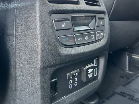 Certified 2022 Honda Pilot Elite image 35