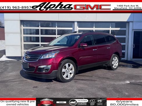 Used 2017 Chevrolet Traverse LT w/ Style and Technology Package image 1