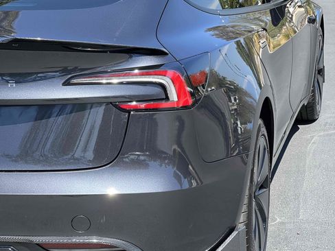 Used 2024 Tesla Model 3 Long Range RWD image 59