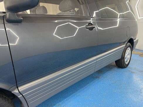 Used 1995 Toyota Previa DX image 14