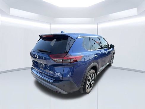 Used 2021 Nissan Rogue SV FWD image 6